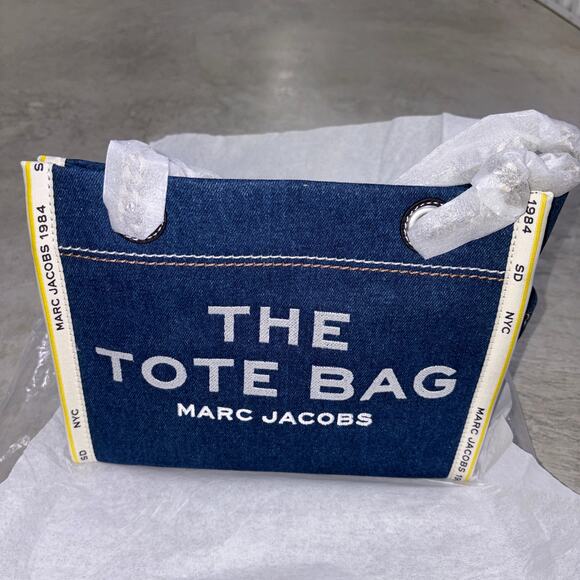 Marc Jacobs The Small Tote Shoulder bag Denim Tote New Sealed - Picture 6 of 14
